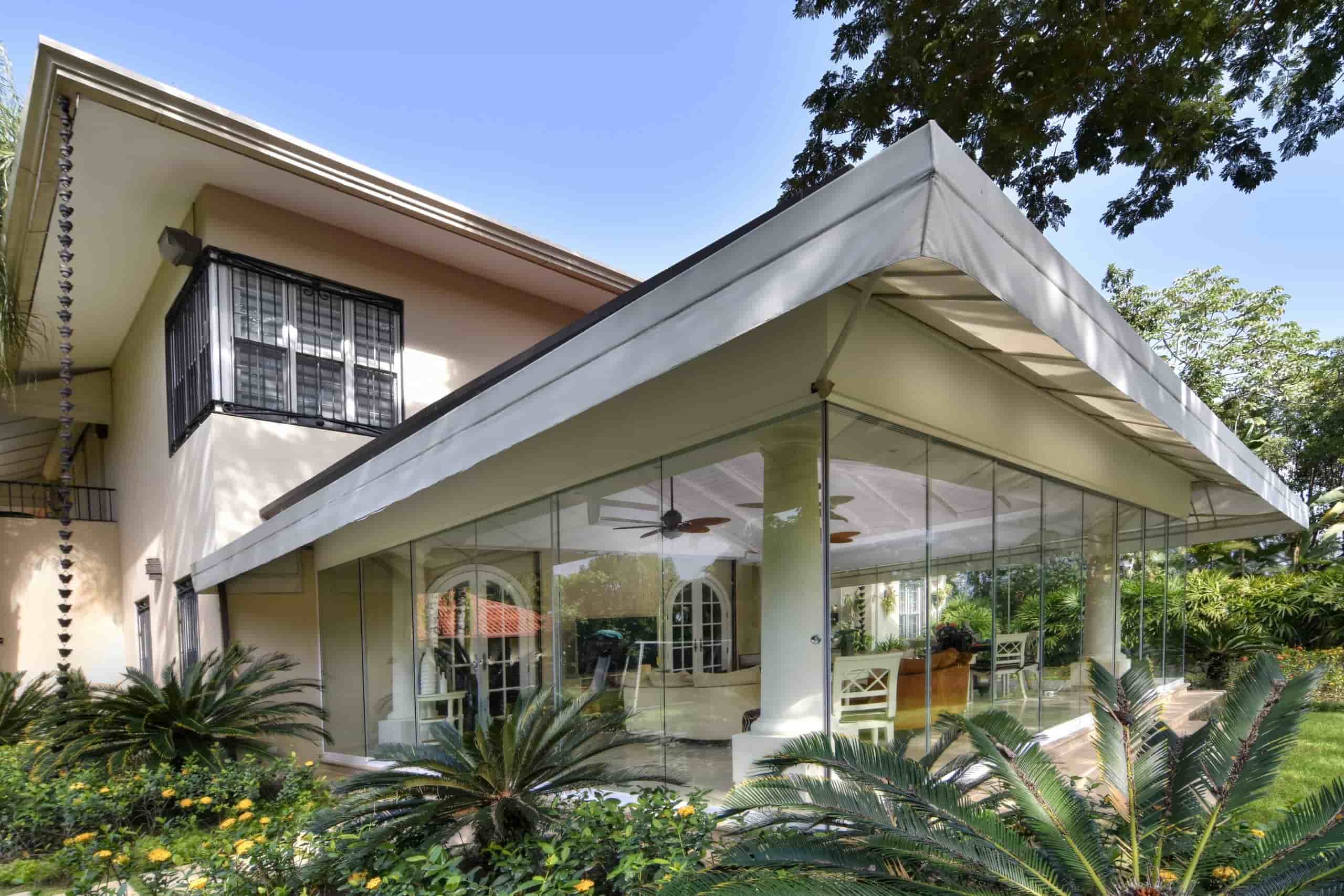 Precio Cortinas de Cristal- Tipos y precios 1 Jardin scaled
