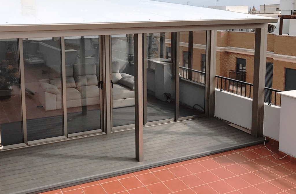 Cerramientos de cristal: La elección perfecta para tu terraza 3 Foto6