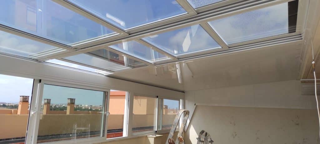 CARPINTERÍA DE ALUMINIO 2 Techos Móviles
