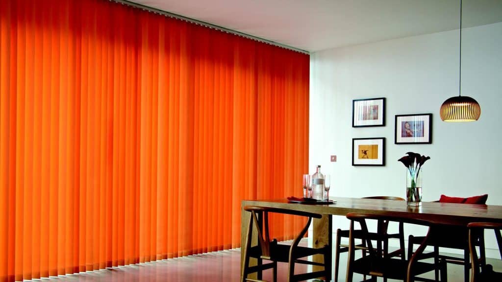 ¿Cómo elegir las cortinas verticales más idóneas para tu hogar? 6 cortinas verticales