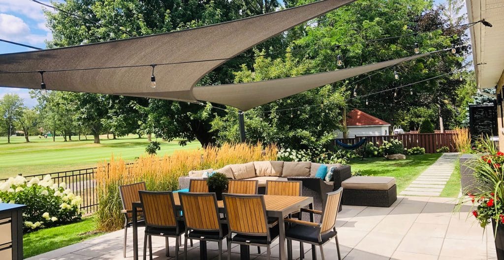 Toldos, Cortinas y Sistemas de Sombreado: Disfruta al Aire Libre 3 toldo vela para jardin
