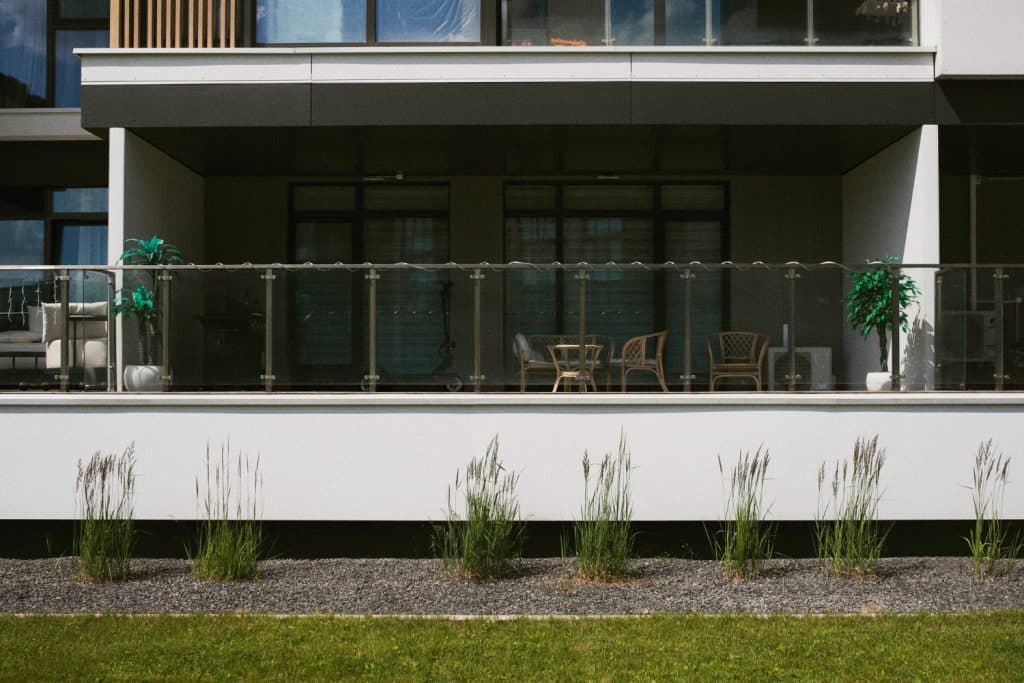 Cerramientos Inteligentes: Tecnología y automatización para tu hogar 6 Cerramientos Inteligentes: Confort y Seguridad para tu Hogar