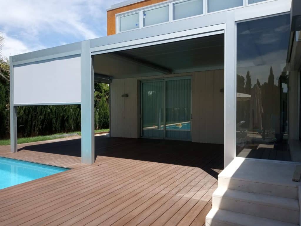 Maximiza tu espacio al aire libre con nuestras Pérgolas bioclimáticas 2 Disfruta Todo el Año con Pérgolas Bioclimáticas Innovadoras
