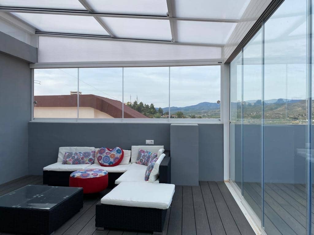 Soluciones Innovadoras para Aprovechar tus Espacios Todo el Año 8 Cerramientos de Cristal 3