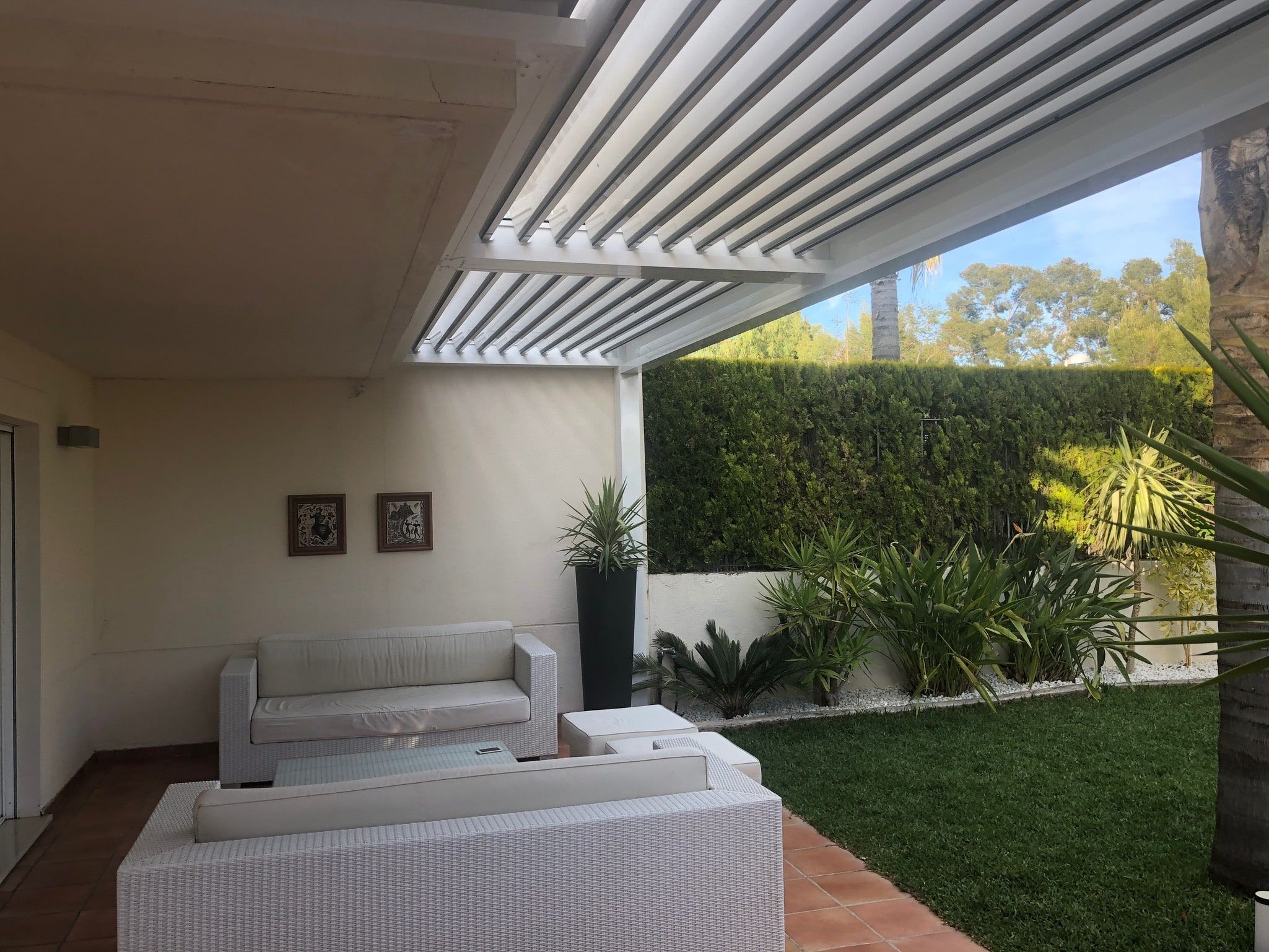 Pérgolas bioclimáticas en L'Eliana | Elegancia y funcionalidad 1 Pergolas Bioclimaticas 4